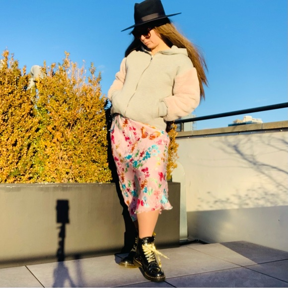 Anthro Italian BELLA VALENTINA Silk Diagonal Slim fit Midi Slip Skirt - Picture 12 of 16